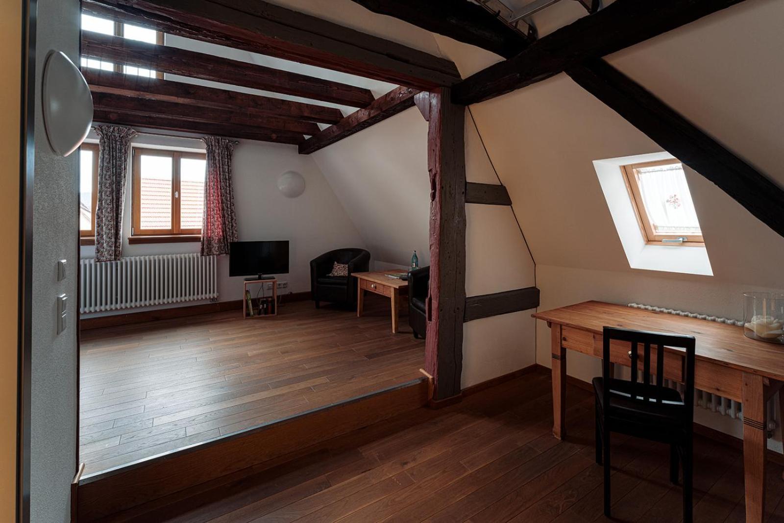 Kleinwallstadt Landgasthof Zum Hasen מראה חיצוני תמונה